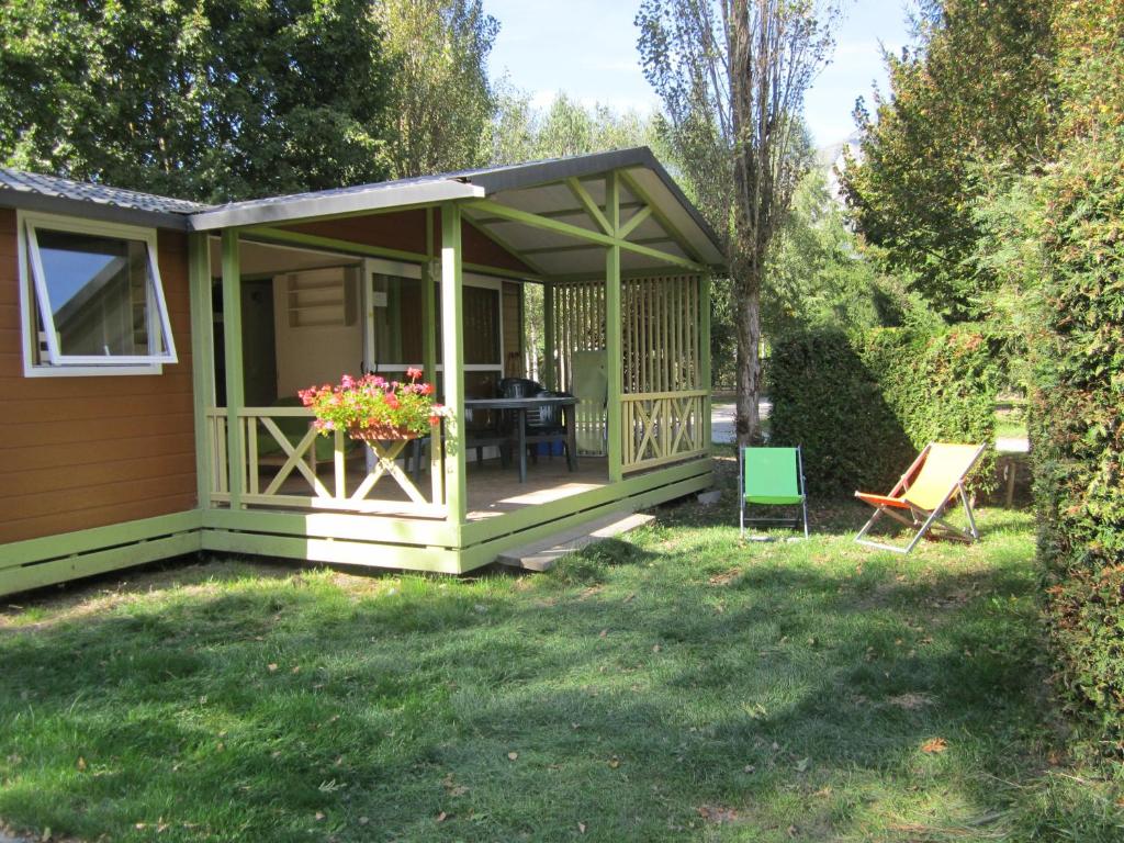 Camping Le Colporteur le mas du plan, 38520 Le Bourg-dʼOisans