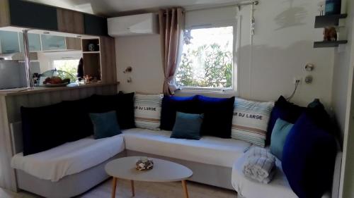 CAMPING Le Montourey Azur 78