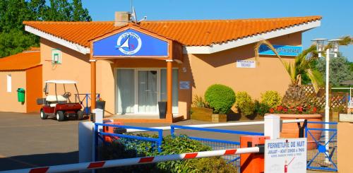 Camping Le Puits Rochais