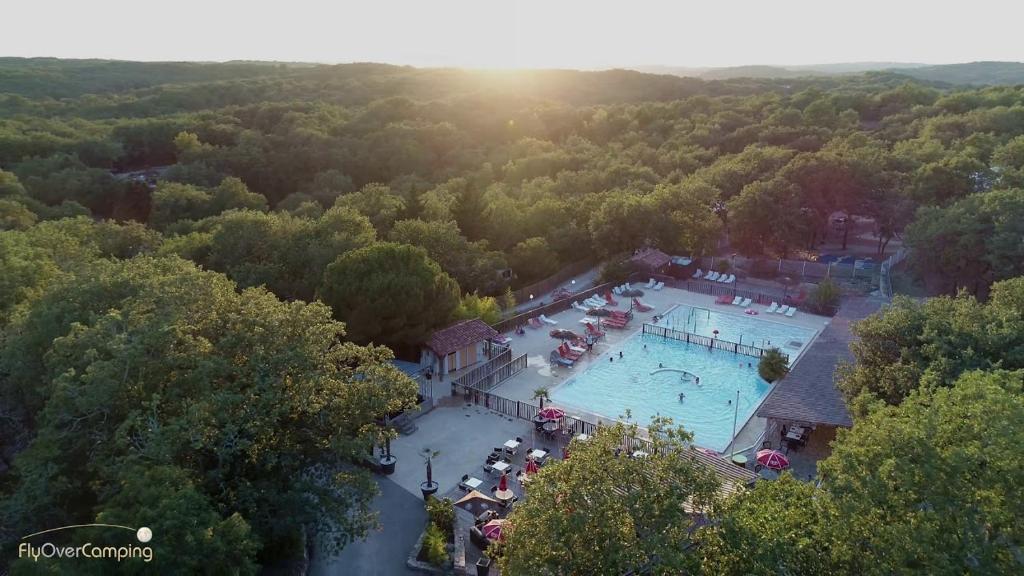 Camping Camping les Reflets du Quercy 809 Mas de Bastide 46150 Crayssac