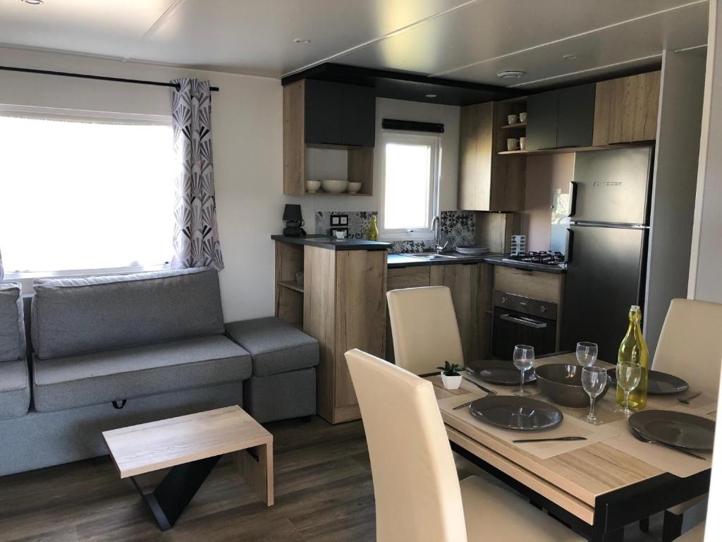 Camping camping les sables du midi mobil home Rue du Gourp Salat 34350 Valras-Plage