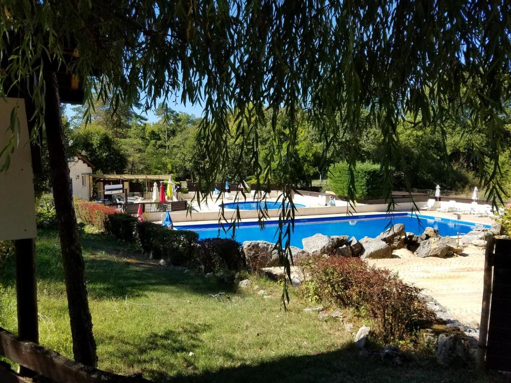 Camping Camping les Tourterelles Clos Fauré 24390 Tourtoirac