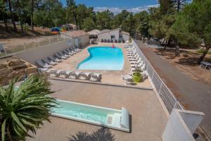 Camping Camping maeva Escapades La Pinède en Provence Chemin de la Maresque 84430 Mondragon Provence-Alpes-Côte d\'Azur