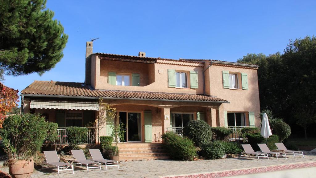 camping parc des roches 91530 Souzy-la-Briche