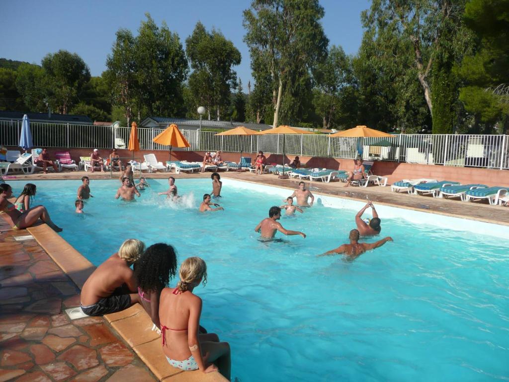 Camping Camping Parc Valrose 2794 route de Saint Honoré 83250 La Londe-les-Maures