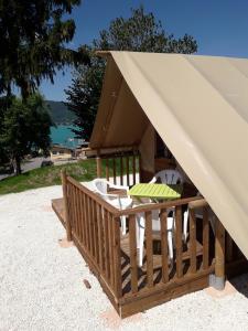 Camping Camping Routes du Monde ATC Veyrier du Lac - Annecy 1 Route de la Brune 74290 Veyrier-du-Lac Rhône-Alpes