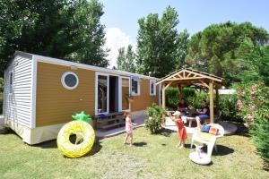 Camping CAMPING & SPA CAP SOLEIL chemin de la Grande Cosse 34450 Vias Languedoc-Roussillon