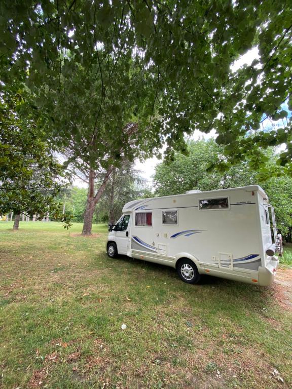 Camping Camping car Canal du Midi 7 route de villenouvelle, 31450 Montesquieu-Lauragais