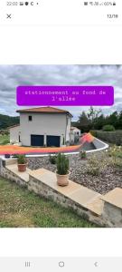 Camping Caravane et Jacuzzi 17 Rue du Mas 63270 Yronde-et-Buron Auvergne