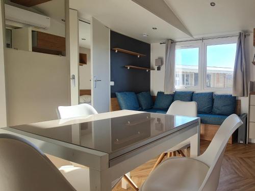 Casita Camping Le Lac des Rêves 8 personnes et climatisé