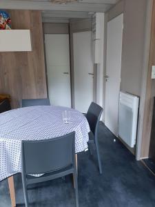 Chalet au calme dans la pinède