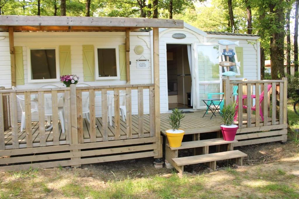 Camping Charmant Mobil-home Bois de la Ralliere 85600 Le Pont Legé