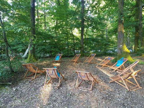 Camping de la Forêt Seasonova Sillé-le-Guillaume france