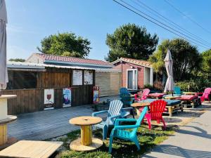 Camping Domaine Le Ragis Chemin de la Fradiniere 85300 Challans Pays de la Loire