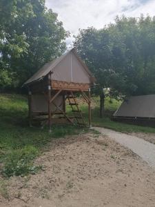 Camping Domaine QUIESCIS lieu dit Campot 47200 Marcellus Aquitaine