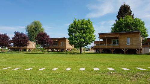 Camping Camping du Staedly Camping du Staedly 30, rue de l'étang Roeschwoog