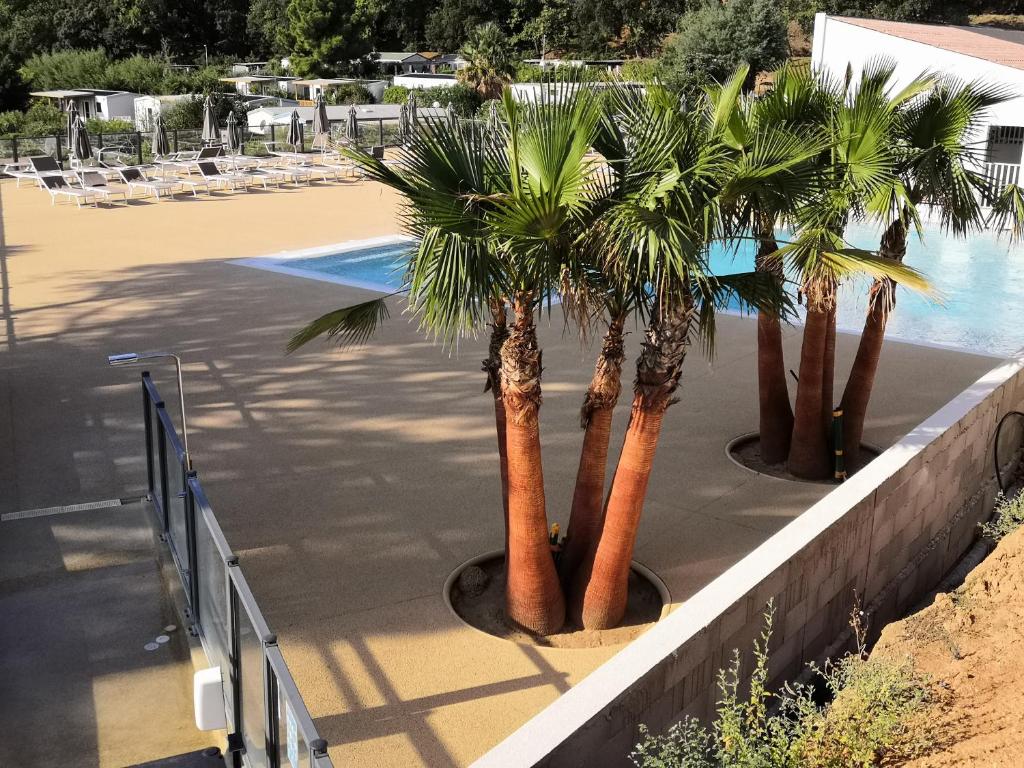 Camping Grand Mobil Home Golf de Saint Tropez 4965 route de Grimaud 83680 La Garde-Freinet