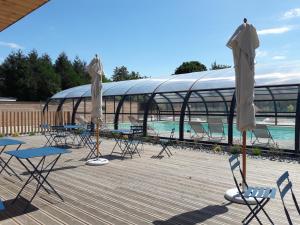 Camping Huttopia Baie du Mont Saint Michel Voie de la Liberté 35120 Baguer-Pican Bretagne