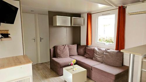 Joli Mobil home N°11, 4ch tout confort et spacieux