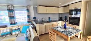 Joli Mobil-Home Prestige 2 chambres 48 m2 à Brem sur Mer