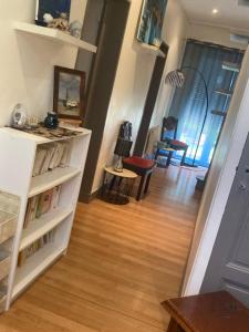 Jolie Chambre privée en Caravane