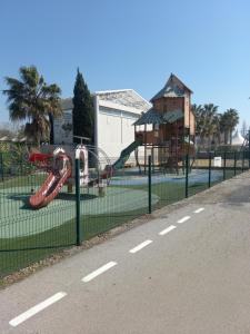 Camping La carabasse vias plage Le Mazet Avenue de la Méditerranée 34450 Vias Languedoc-Roussillon