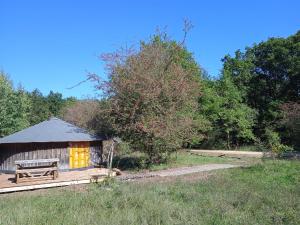 Camping Le Bois Davy le thoureil le bois davy 49350 Le Thoureil Pays de la Loire