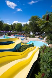 Camping le Camping Des 3 Lacs 495 route de st Genix sur Guiers 73330 Belmont-Tramonet Rhône-Alpes