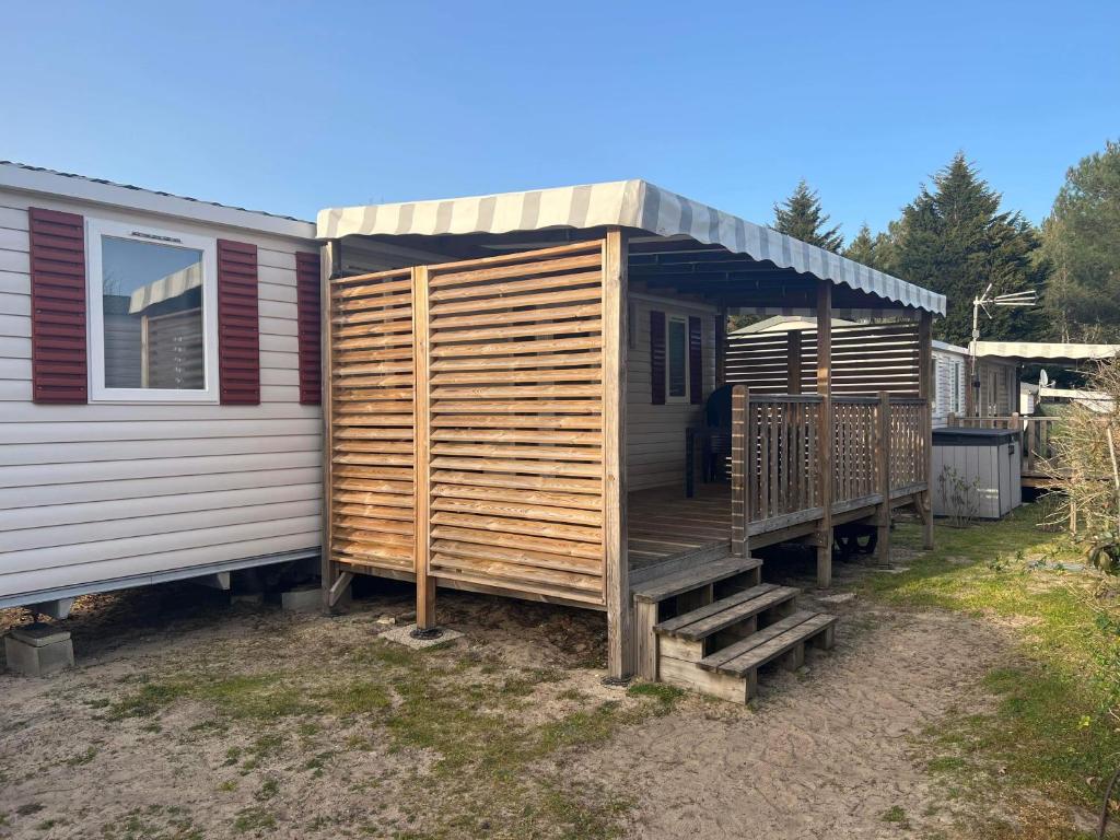 Camping Le Casita Route de Contis 40170 Saint-Julien-en-Born