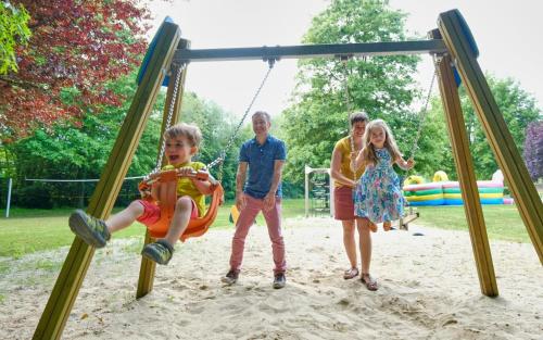 Camping Le Hameau du Petit Lay Mouchamps france