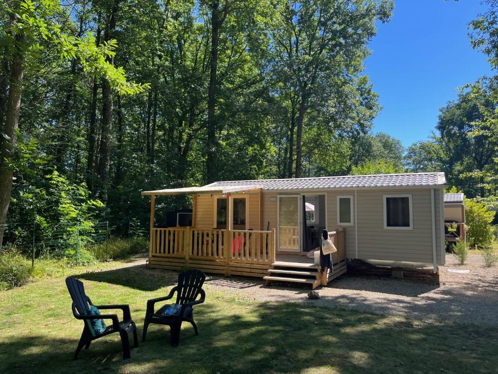 Camping Le jardin de Victoire Route de la Petite Beauce 91530 Mirgaudon