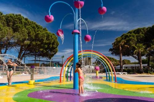 Camping Camping le Mar Estang Voie des Flamants Roses Canet-en-Roussillon