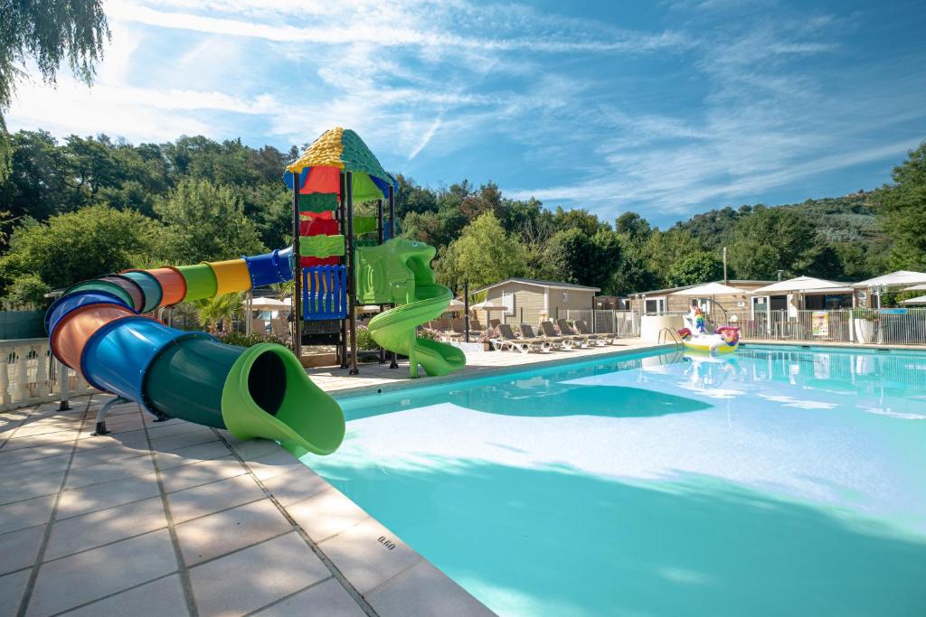 Camping Camping Le Parc des Monges 635 Chemin du Gabre, 06810 Auribeau-sur-Siagne