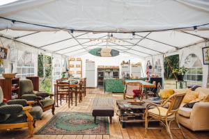 Le repère du pin sec - Glamping & Surfcamp