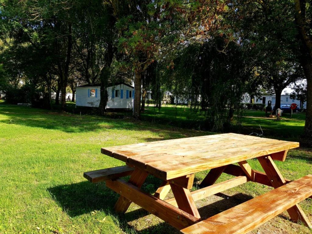 Camping Camping les 2 salamandres 4 Bas Prézelle, 17120 Arces-sur-Gironde
