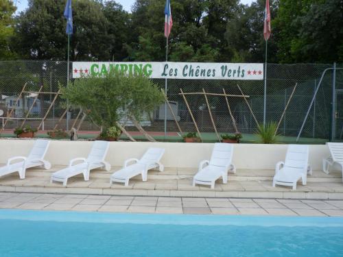 Camping Camping Les Chênes Verts 15 Boulevard du Marais Meschers-sur-Gironde