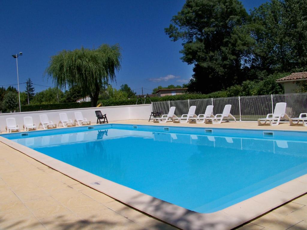 Camping Camping les Peupliers 17 Route de Sarnac, 33930 Vendays-Montalivet