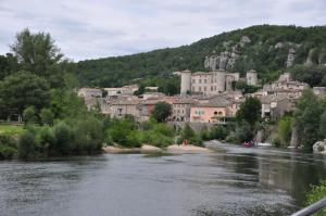 Les rives d'Auzon