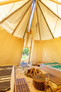 Les Tipis du Bonheur de Vivre