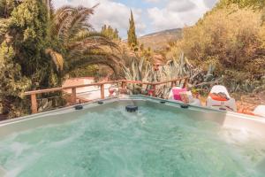 Camping Lodge en Pays Cathare Camping la peiriere, route de paziols 11350 Tuchan Languedoc-Roussillon