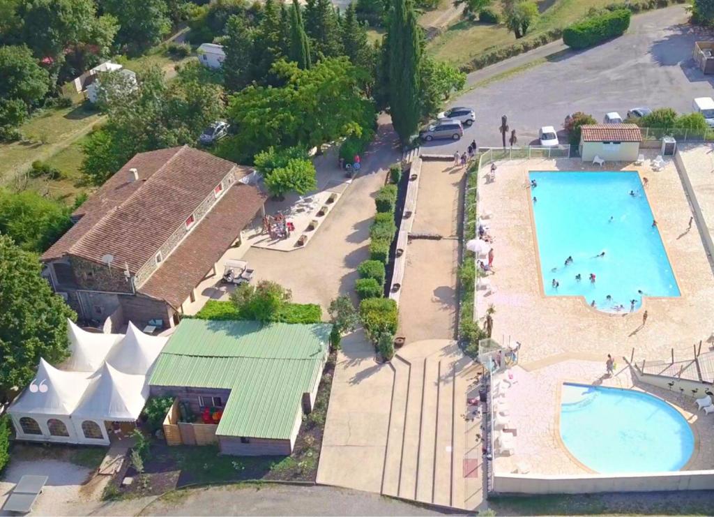 Camping Ludocamping 70 chemin de Bourgeon, route de Lavilledieu 07170 Lussas