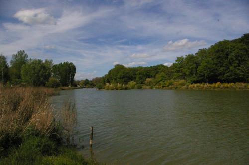 MHVACANCES 137 LOUE UN MH DE 2CH DANS UN CAMPING 4 ETOILES PROCHE CHATEAUX DE LA LOIRE et ZOO BEAUVAL