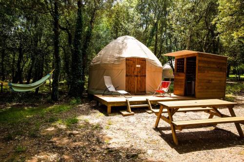 Tente de luxe Camping Mille Étoiles Mas de Serret Labastide-de-Virac