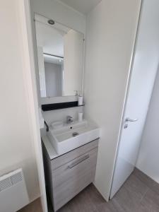 Mobil home 2 chambres Camping **** (507)