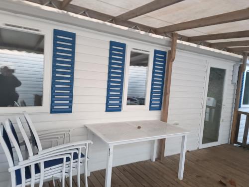 Mobil-home 3 chambres 800m de la plage et Surf