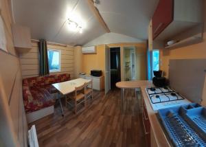 Mobil home 4/6 pers 28m², 11210 port la nouvelle