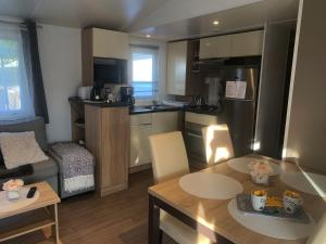 Mobil-Home 4 étoiles avec piscine proche de Blois