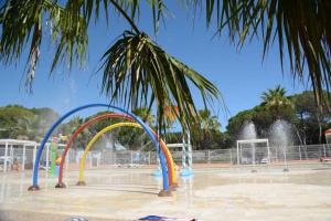 Camping mobil-home 5 * Route de la Bouverie 83480 Puget-sur Argens Provence-Alpes-Côte d\'Azur