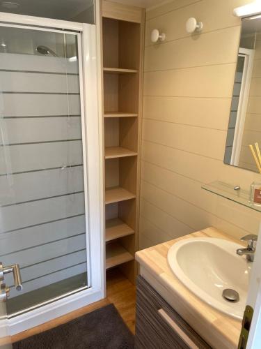 Mobil home 6 personnes camping 4* Rioumajou