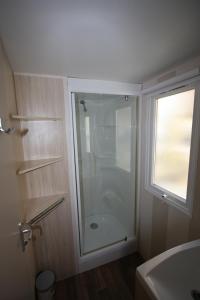 MOBIL-HOME 6 PERSONNES CAMPING EUROLAC BORD LAC AUREILHAN